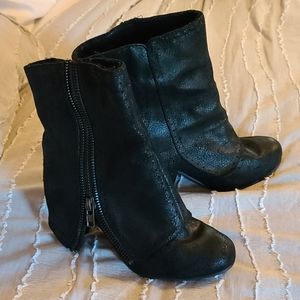 Not Rated brand boots